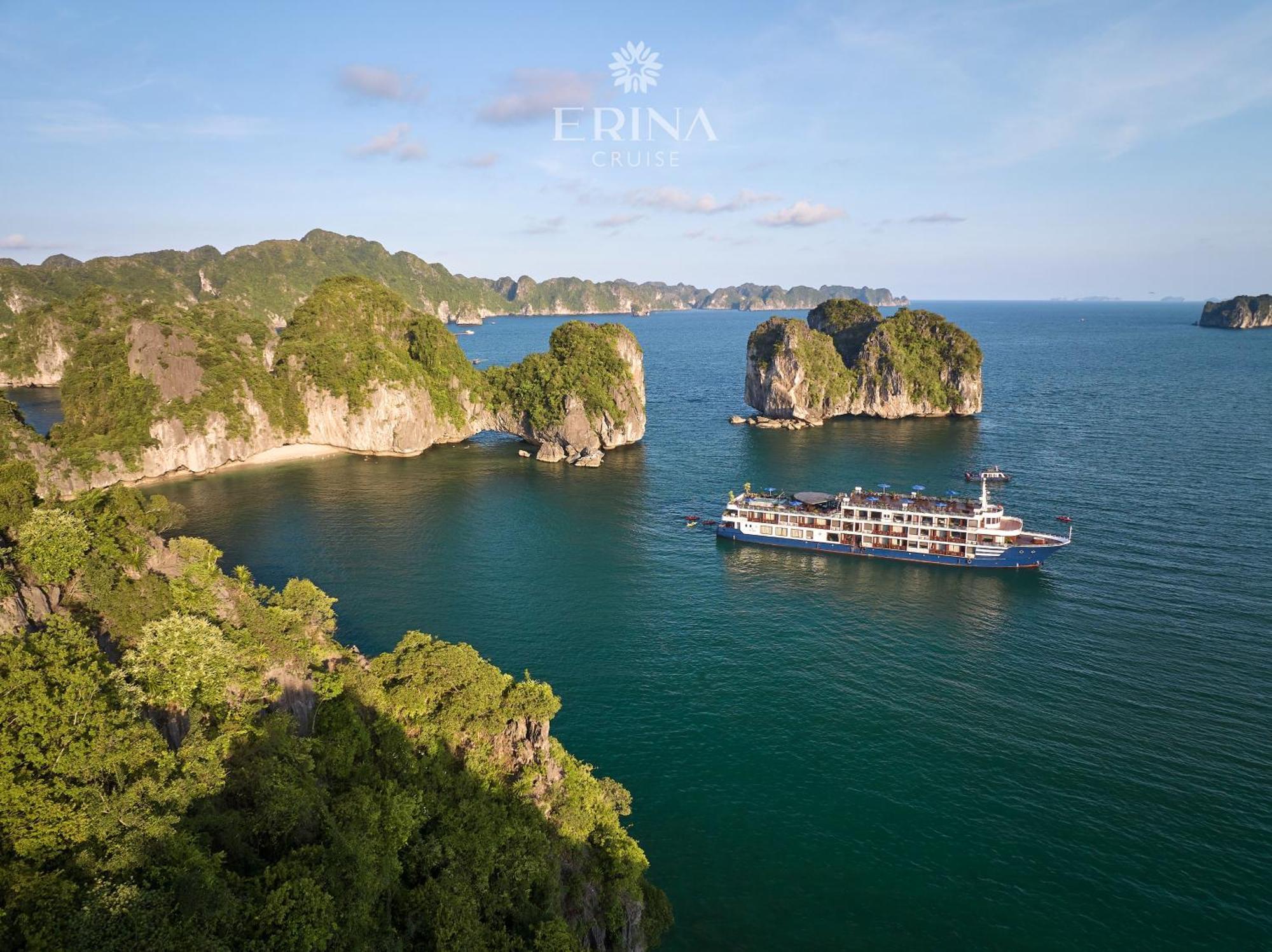 Rosa Cruise 5* Hạ Long